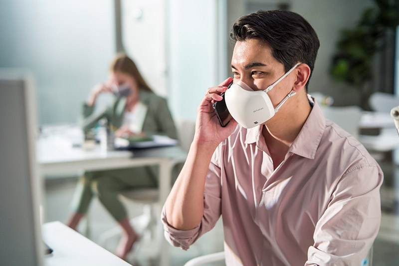 LG PuriCare Wearable Air Purifier 2nd Gen Mask in Malaysia